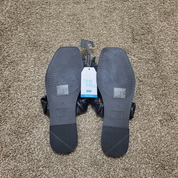 Women memory foam sandals size 9 wide - Picture 3 of 4
